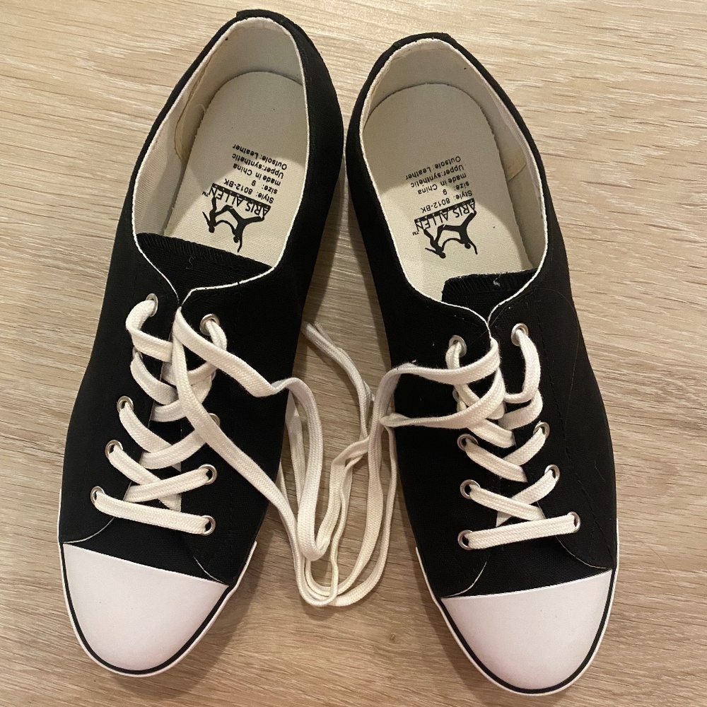 Dance Shoes (Swing Aris Allen)